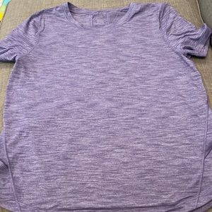Like new Lululemon Tee